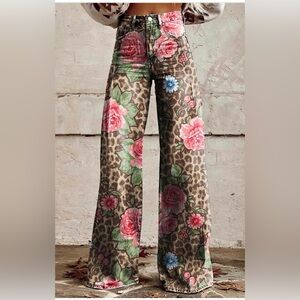 NWOT Leopard Floral Print Wide Leg Pants. Size S